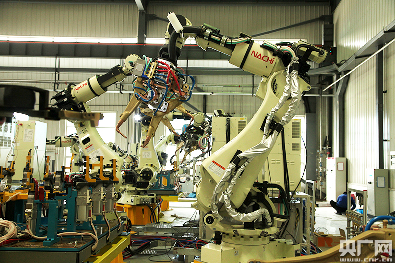 科技轉(zhuǎn)型驅(qū)動(dòng)下，焊接機(jī)器人迎來“無人”春天